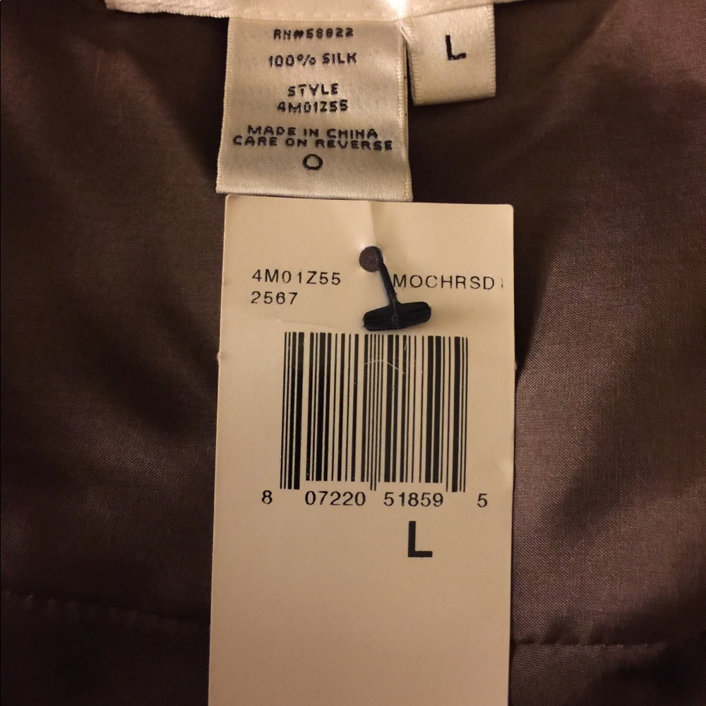100% Halter Neckline Silk Dress - Picture 6 of 6
